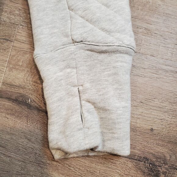 Lululemon Forever Warm Quilted Jacket 8 Grey Quarter Zip Outdoors Athleisure - Picture 4 of 13